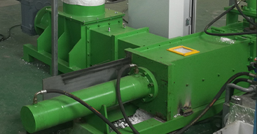 Compactor with hydraulic